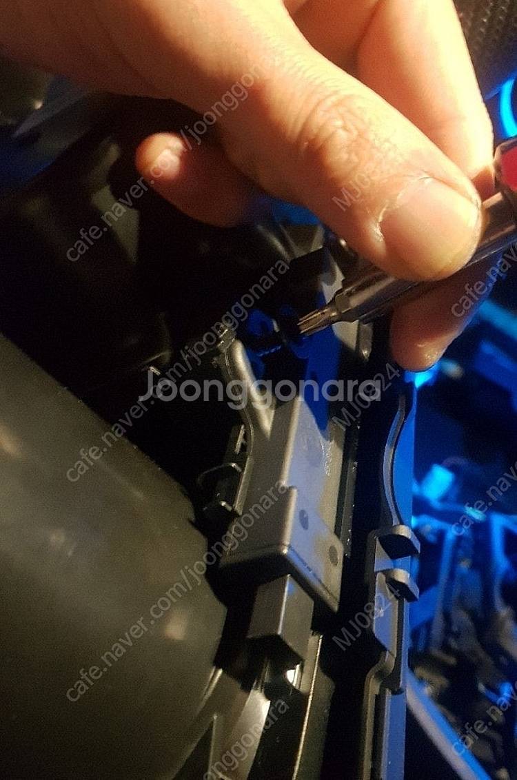 F30 lci 이전 전기형 컵홀더--3