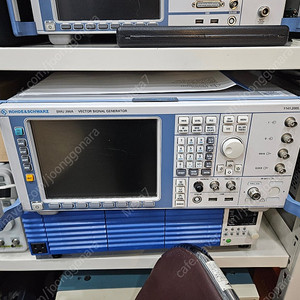 R&S SMU-200A Vector Signal Generator (6GHZ) 중고 A급 판매 - 교정날짜 2024년 3월