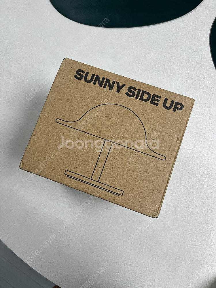 써니사이드업 포터블 테이블 조명 미개봉 상품 팔아요--0