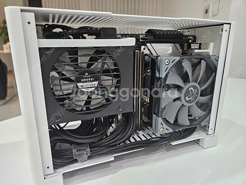 RYZEN 3600+2070 SUPER 깔끔한 화이트 ...--2