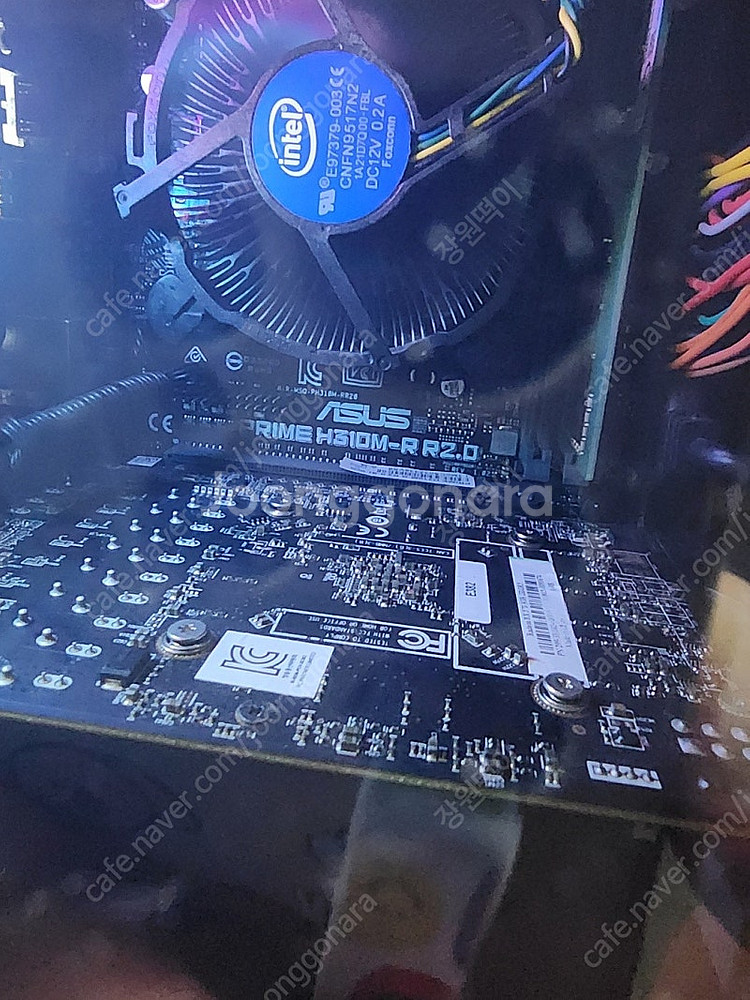 게이밍컴퓨터 풀세트 팝니다 (i5-9400f)--4