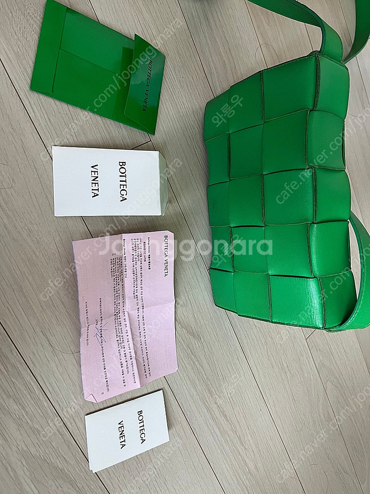 보테가 베네타 카세트백 미디움 초록--0