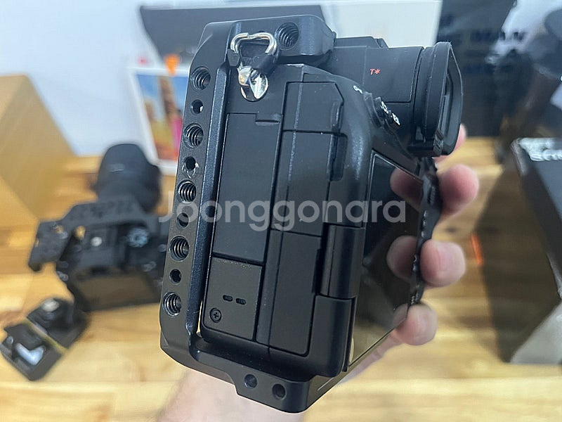 SONY 소니 A7S3 카메라 300만원에 팝니다!(틸...--5