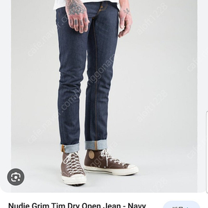 누디진. Grim tim dry open navy slim jean. 그림팀 드라이 오픈 네이비 진청슬림진. 30사이즈.