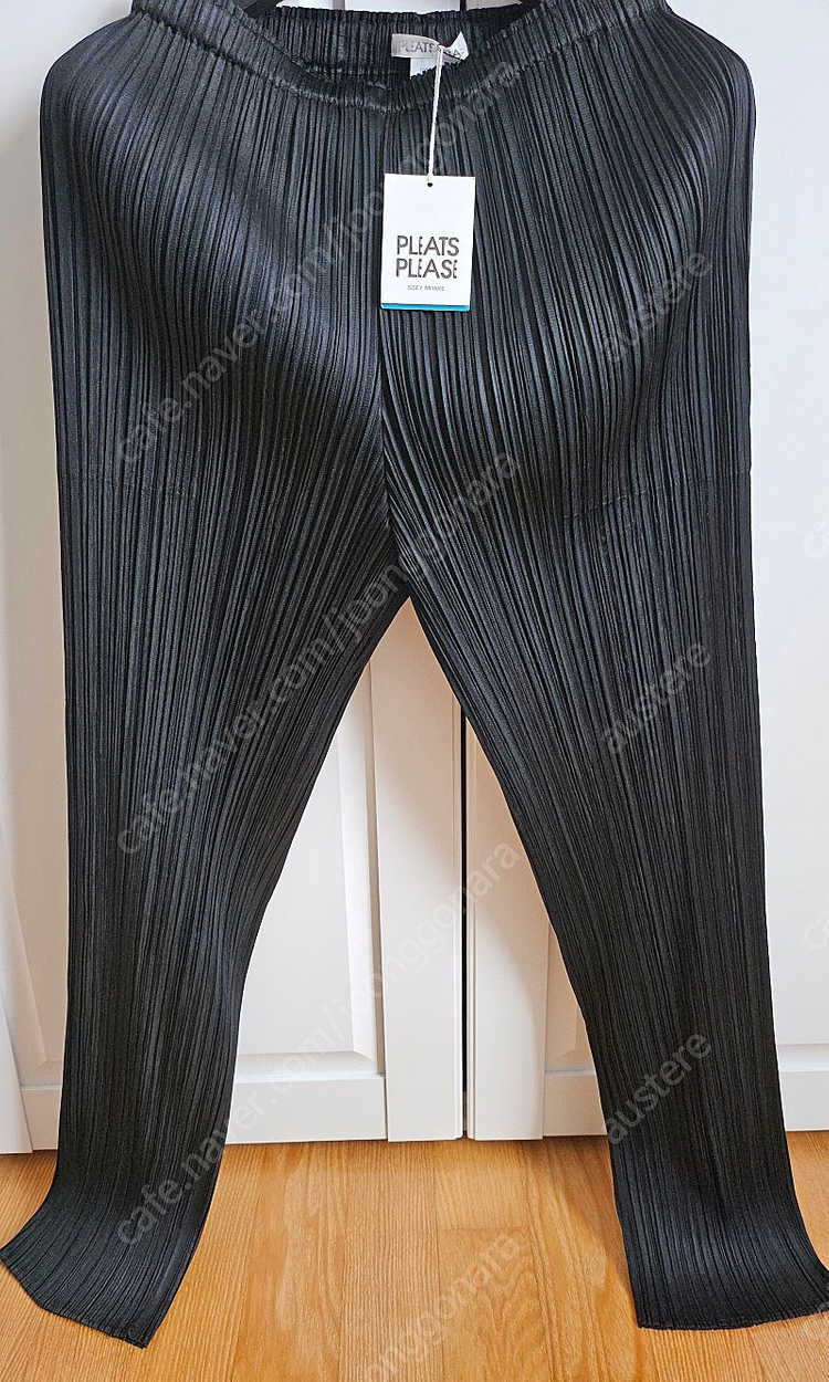 플리츠플리즈 베이직 111팬츠 3사이즈 새상품--3