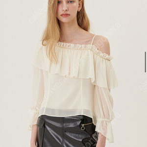 새상품) 오앨 one shoulder blouse (정가 15.8만)