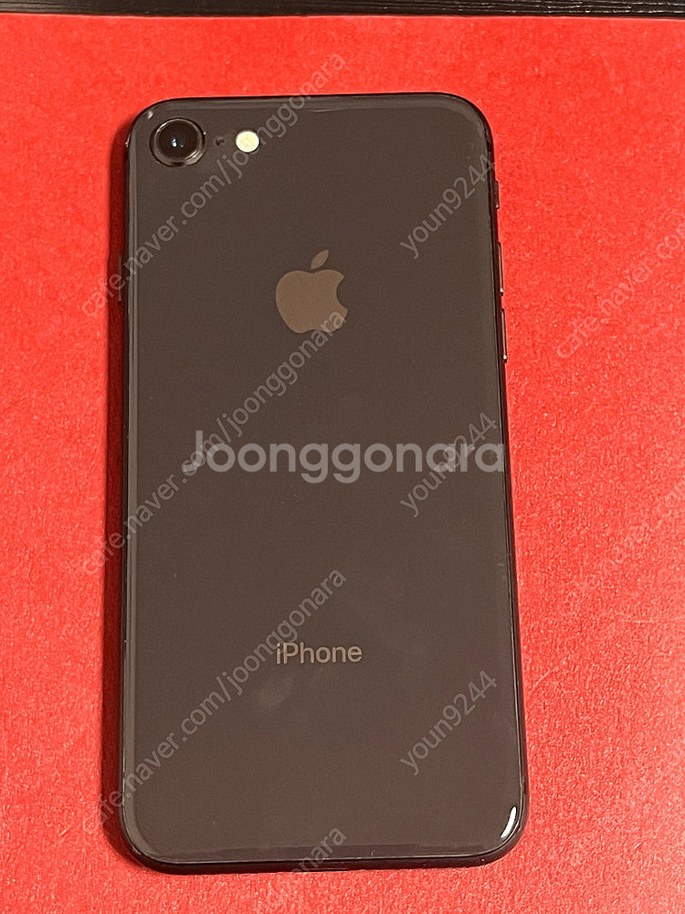아이폰8 64GB--1