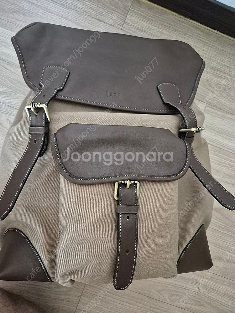 LG패션 닥스 고급 가죽 백팩 팝니다. 새제품입니다. ...--2