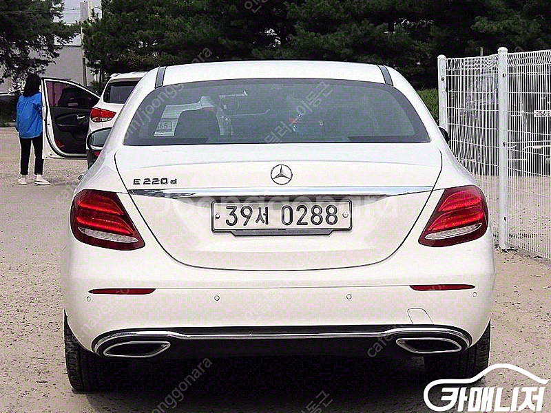 [벤츠]E-클래스 W213 E220d 아방가르드 | 2...--3