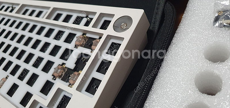 QK75 아이스화이트 키보드 팝니다. Qwertykey--3
