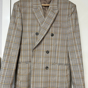 지오송지오, 본 정장세트 여러벌 싸게 판매합니다.(위 아래 합쳐서 3만원씩)