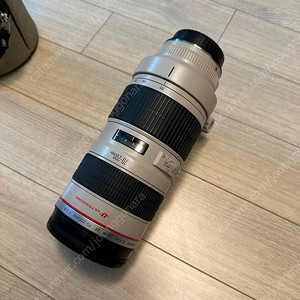 캐논 70-200mm f/2.8 L USM 엄마백통 팝니다.
