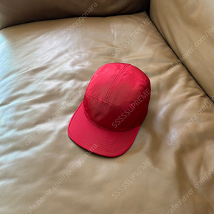 Supreme 슈프림 레드 캠프캡 모자 (Rubber Logo Red)