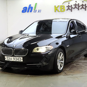 BMW5시리즈 (F10) 528i중고차 할부 리스 카드 저신용자 전액할부 가능합니다