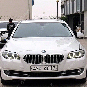 BMW5시리즈 (F10) 520d (5인승)중고차 할부 리스 카드 저신용자 전액할부 가능합니다