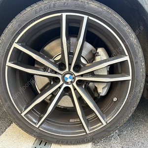 BMW 330e 19인치 휠(런플랫)타이어 판매합니다