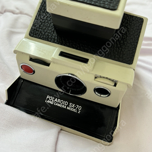 폴라로이드 sx 70