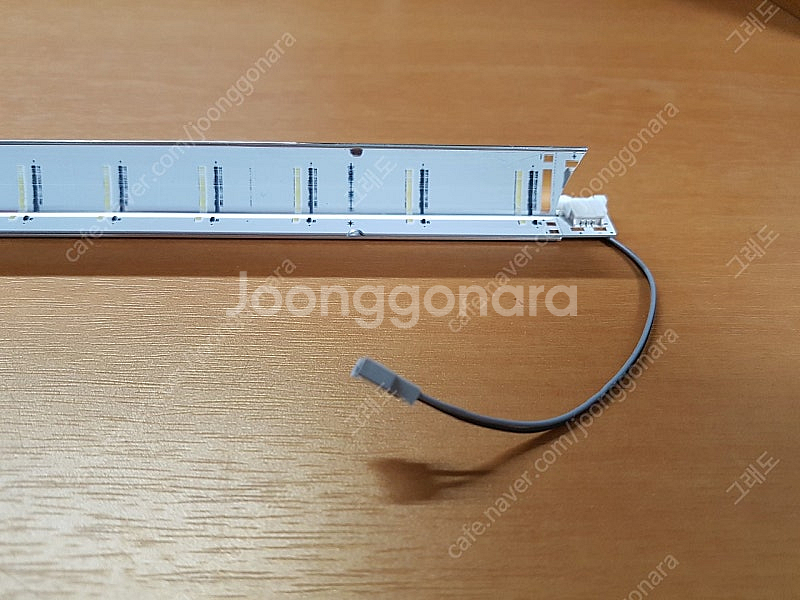 삼성 un32k4110bfxkr 엣지형 백라이트--1