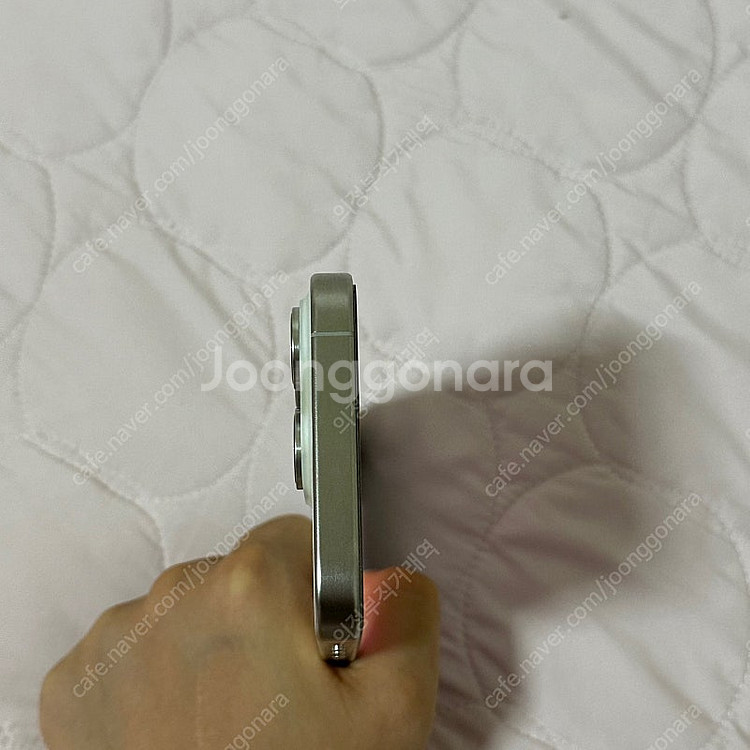 아이폰15pro 512G 화이트색상 판매합니다--1