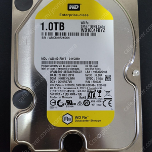 데스크탑용 웨스턴디지털(WD) HDD 3.5인치 SATA 하드디스크 1TB 팝니다.