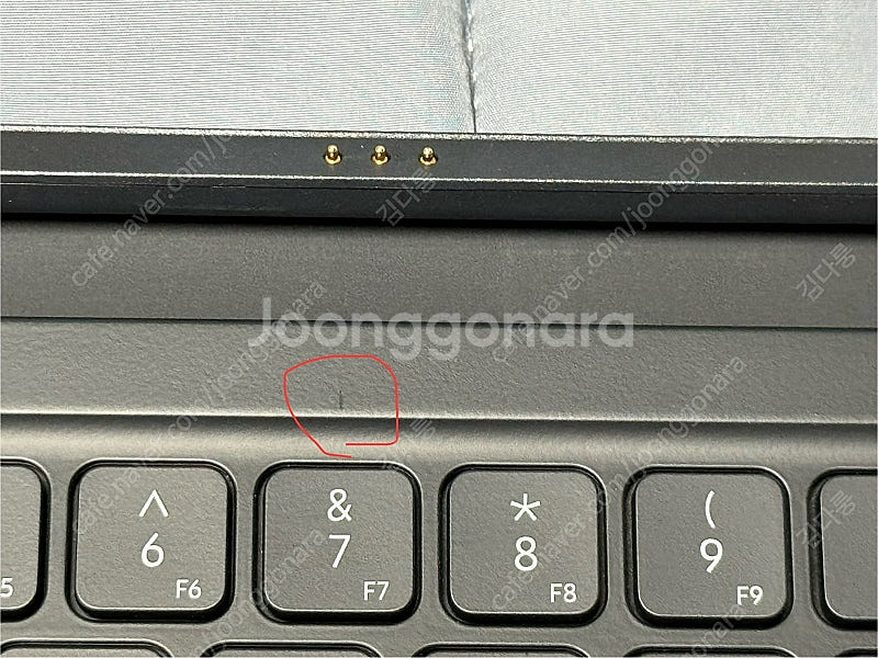 삼성 갤럭시탭 s7,s8 정품 키보드 케이스 팝니다--4
