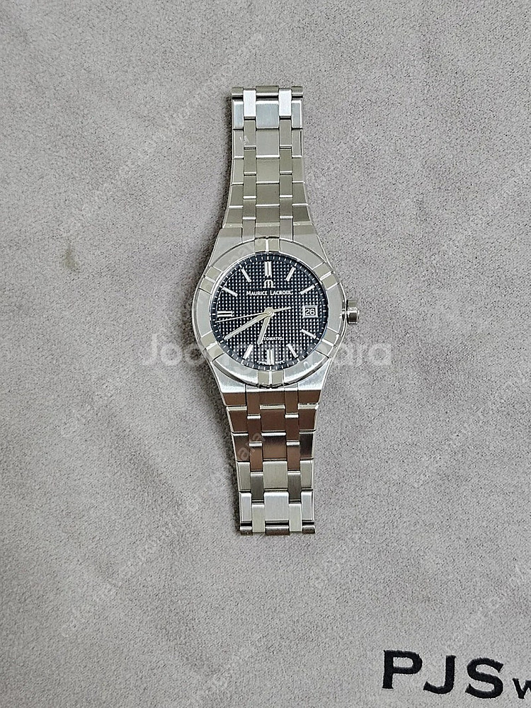 모리스라크로와 아이콘 39mm 오토매틱 블랙--0