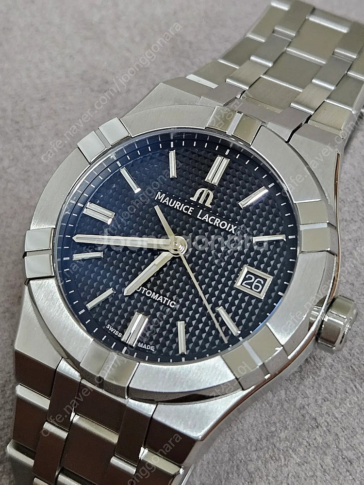모리스라크로와 아이콘 39mm 오토매틱 블랙--2