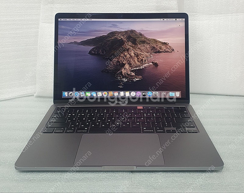 APPLE 2020 MACBOOK PRO 13 A225...--0
