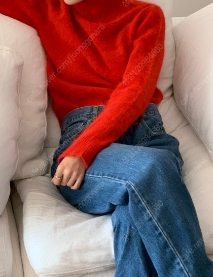 모네마켓 홀리데이 롤넥 니트 이미지