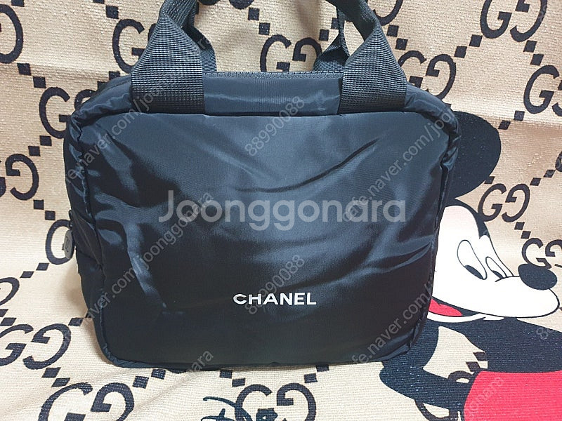 샤넬뷰티 패딩파우치--1