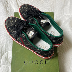 구찌 테니스 1977 자카드 데님 블랙 Gucci Tennis 1977 Sneakers in GG Jacquard Denim Black