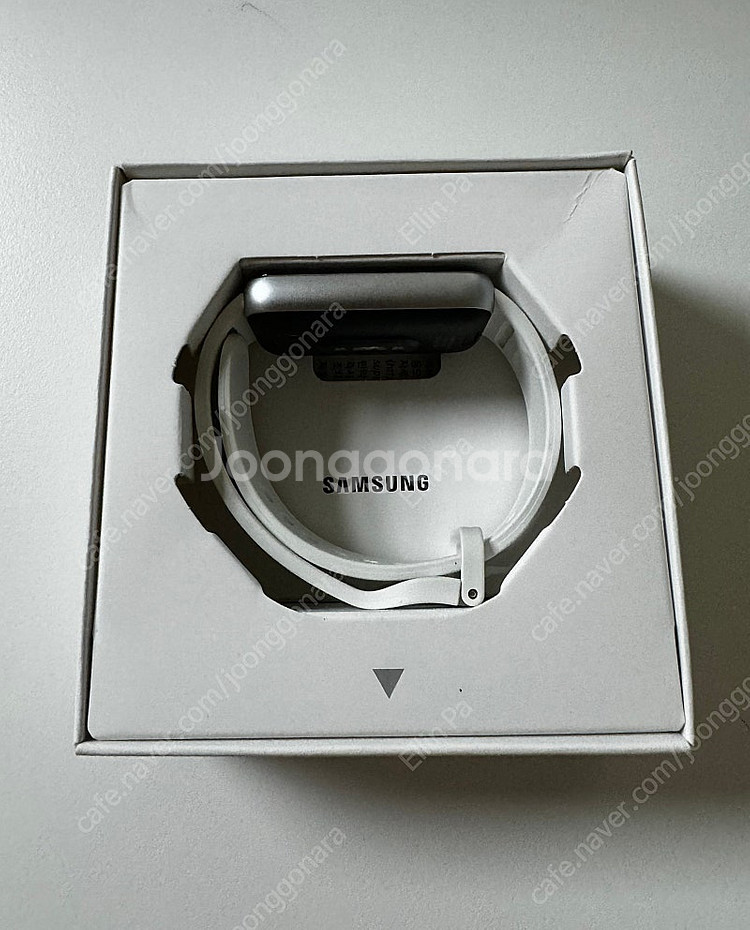 갤럭시 핏3 실버 / 개봉, 미사용 5만원--0