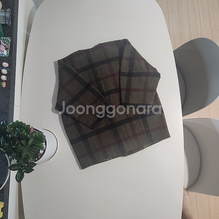 헬로루포 배색감이 예쁘고 멋스럽게 입기 좋은 체크 코트...--1