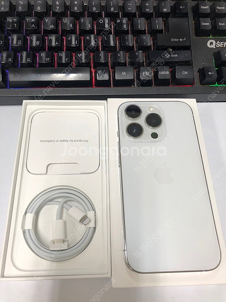 002006 아이폰14프로 화이트 A급 128GB 무잔...--0