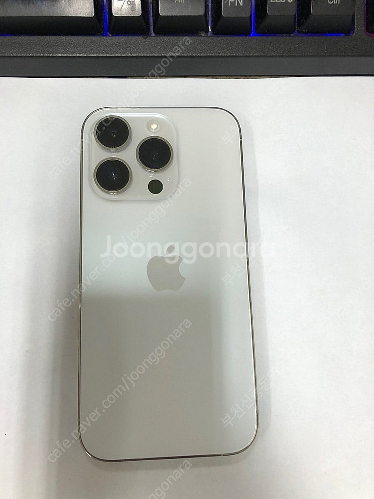 002006 아이폰14프로 화이트 A급 128GB 무잔...--2