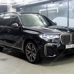 BMW X7 (G07) M50d 퍼스트 에디션 7인승 중고차 판매합니다 ★