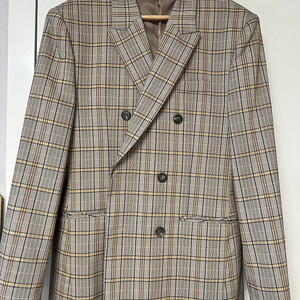 지오송지오, 본 정장세트 여러벌 싸게 판매합니다.(위 아래 합쳐서 3만원씩)