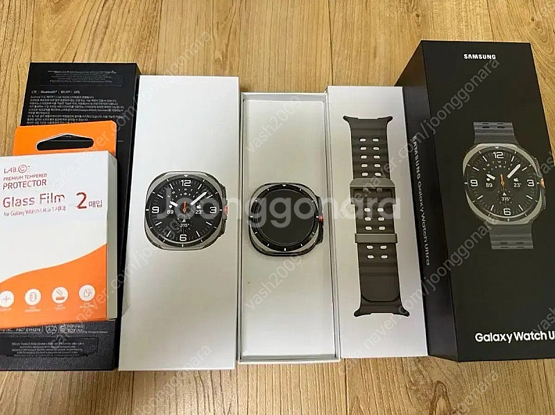 갤럭시워치울트라 실버 팝니다--0