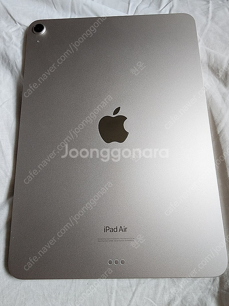 아이패드 에어 5 256 GB 와이파이 모델 팝니다--0
