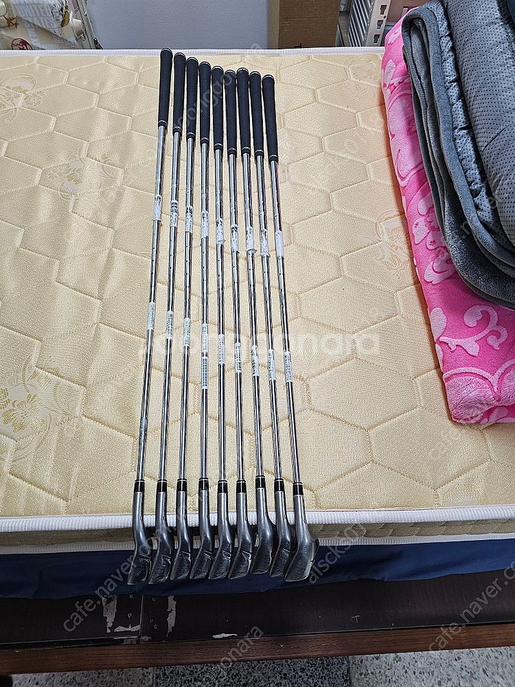 테일러메이드 RBZ 아이언 4-S 9아이언 판매합니다--1