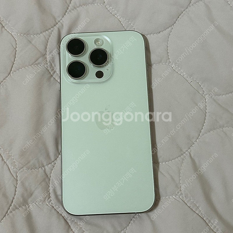 아이폰15pro 512G 화이트색상 판매합니다--0