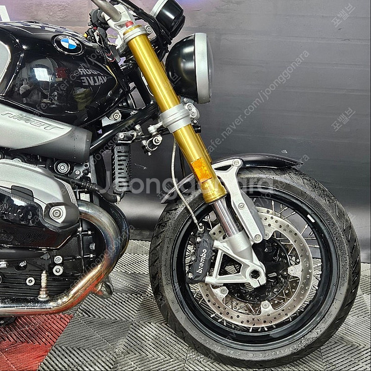 [포밸브] 20년 BMW 알나인티 노멀 : 네이키드 바...--6