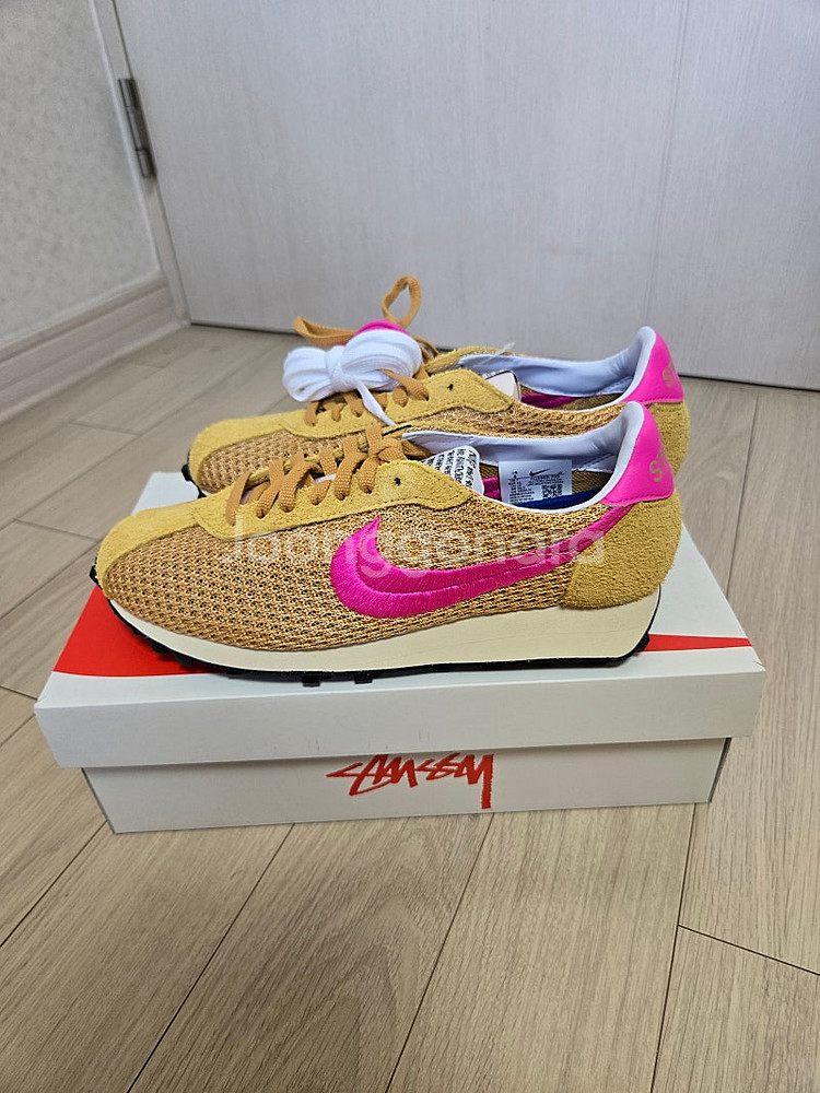 Nike x Stussy LD-1000 SP Sanded Gold and Laser Fuchsia 260사이즈 판매...--0