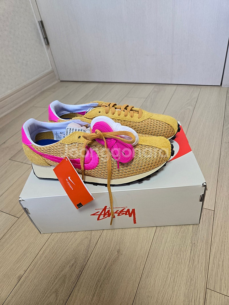 Nike x Stussy LD-1000 SP Sanded Gold and Laser Fuchsia 260사이즈 판매...--1