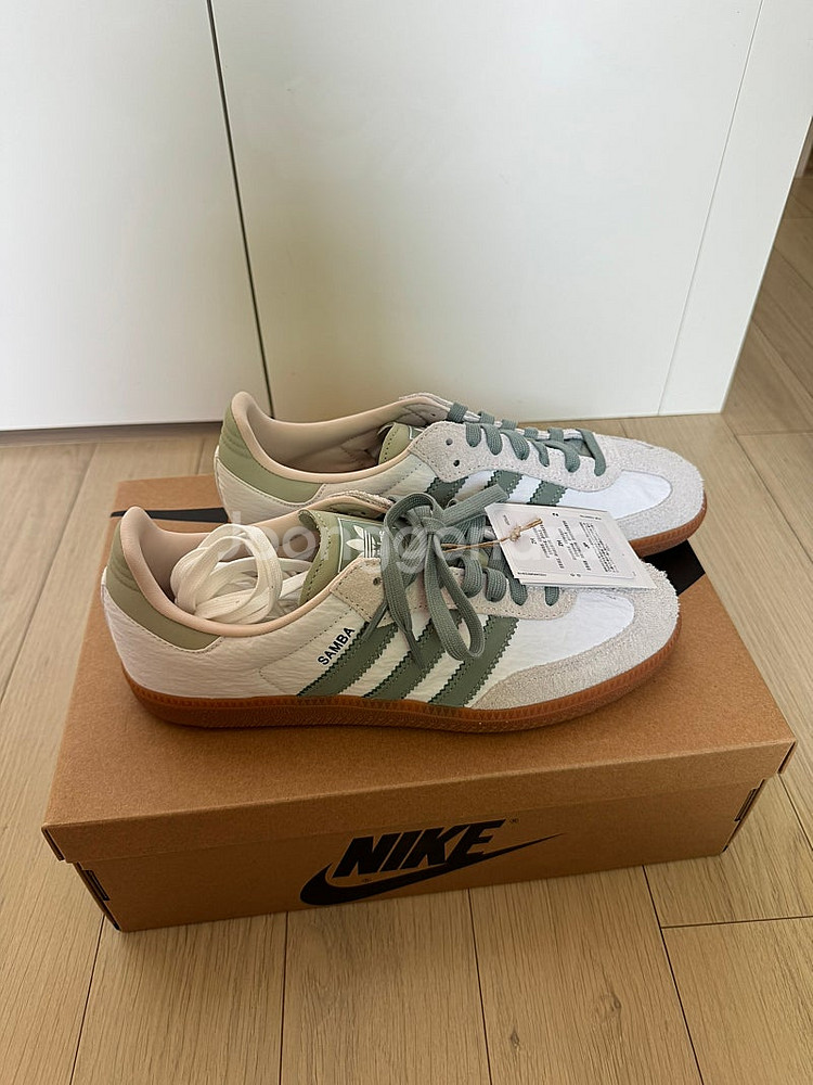 아디다스 삼바 OG W US 9사이즈 팝니다.--2