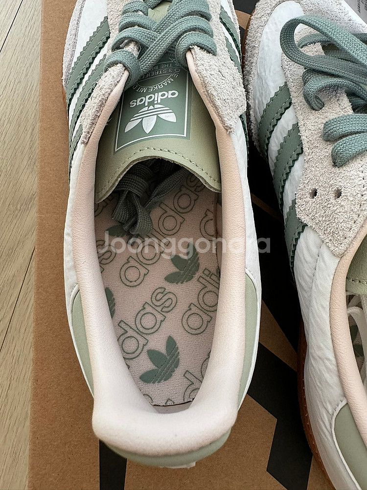 아디다스 삼바 OG W US 9사이즈 팝니다.--6