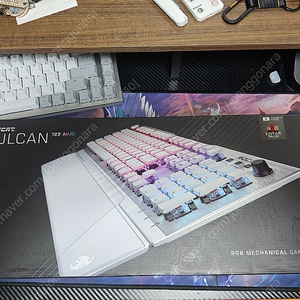 Roccat Vulcan 122 Aimo 로켓 불칸 기계식 키보드 적축