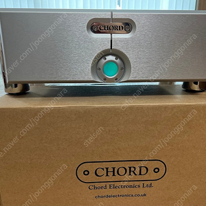 코드CHORD Ultima 5 스테레오 파워앰프 300W 입니다.