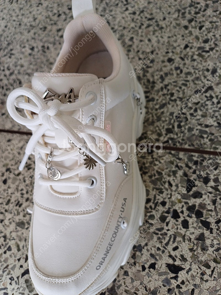 에스엠이슈즈 모니카 스니커즈 끌로에 운동화--2