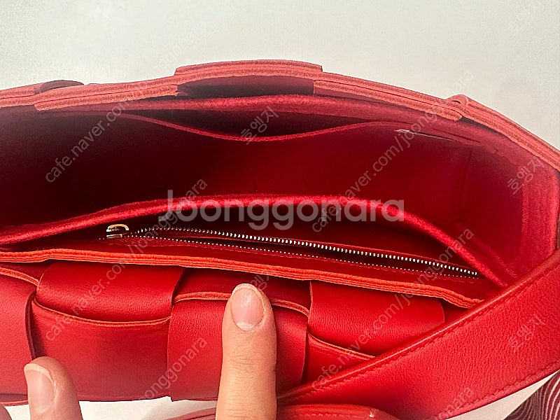 보테가베네타 카세트백 레드--2
